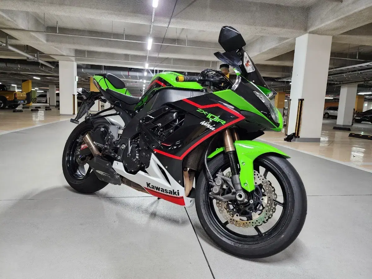 356393291_{cnt}_1757916364_w{